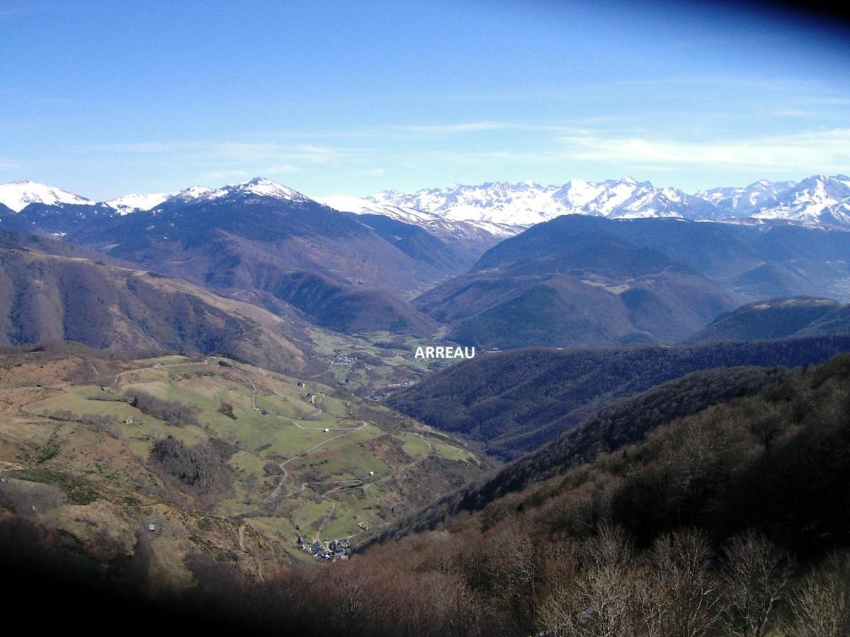 Grange Renovee En Gite/Maison/Chalet 아로 외부 사진