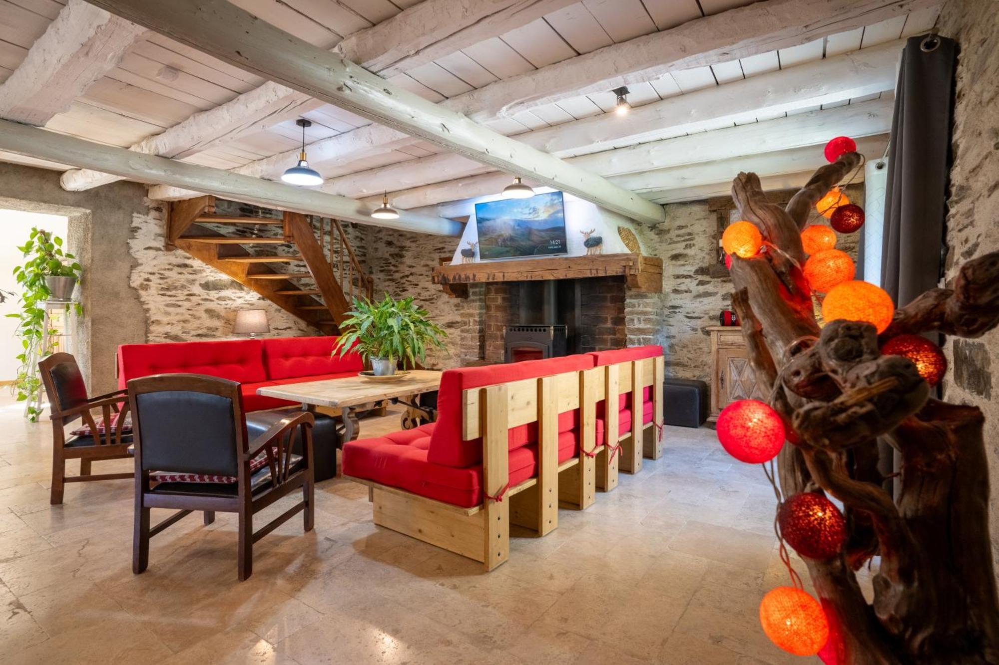 Grange Renovee En Gite/Maison/Chalet 아로 외부 사진