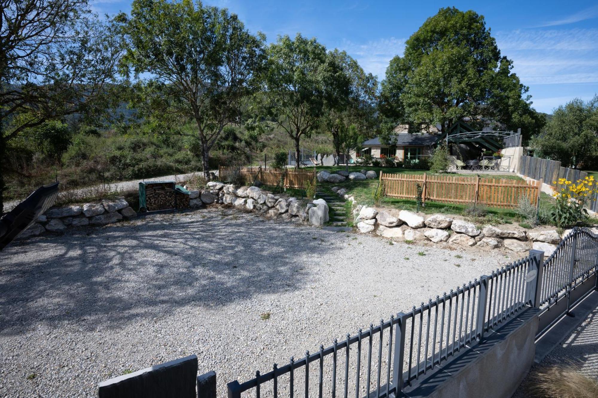 Grange Renovee En Gite/Maison/Chalet 아로 외부 사진
