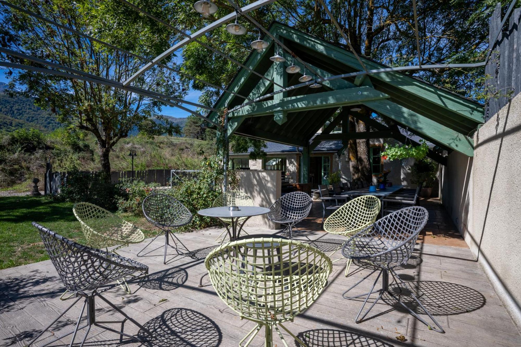 Grange Renovee En Gite/Maison/Chalet 아로 외부 사진