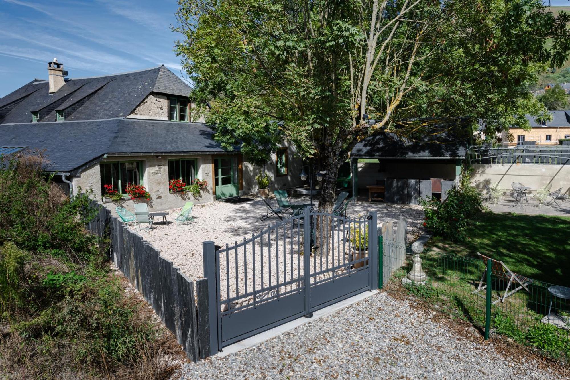 Grange Renovee En Gite/Maison/Chalet 아로 외부 사진